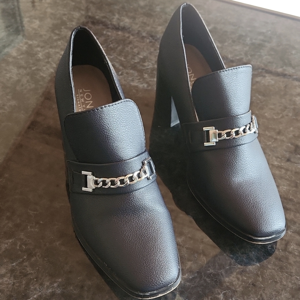 Jones New York Chunky Heels with Metallic Chain Detail